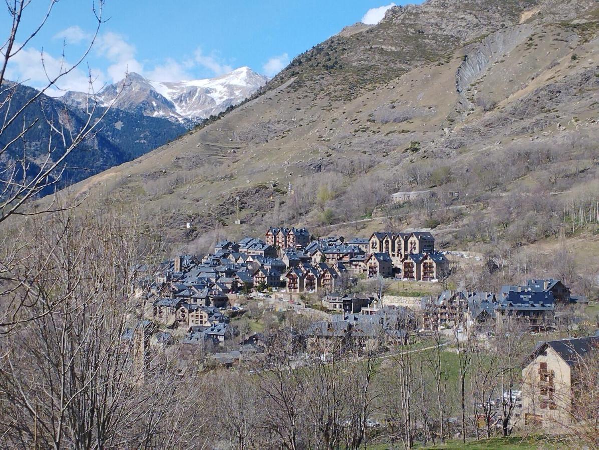 Esqui, Aigueestortes Y Boi-Tauell A Tus Pies En Ebrehogar ปลา เดล เอร์มิตา ภายนอก รูปภาพ